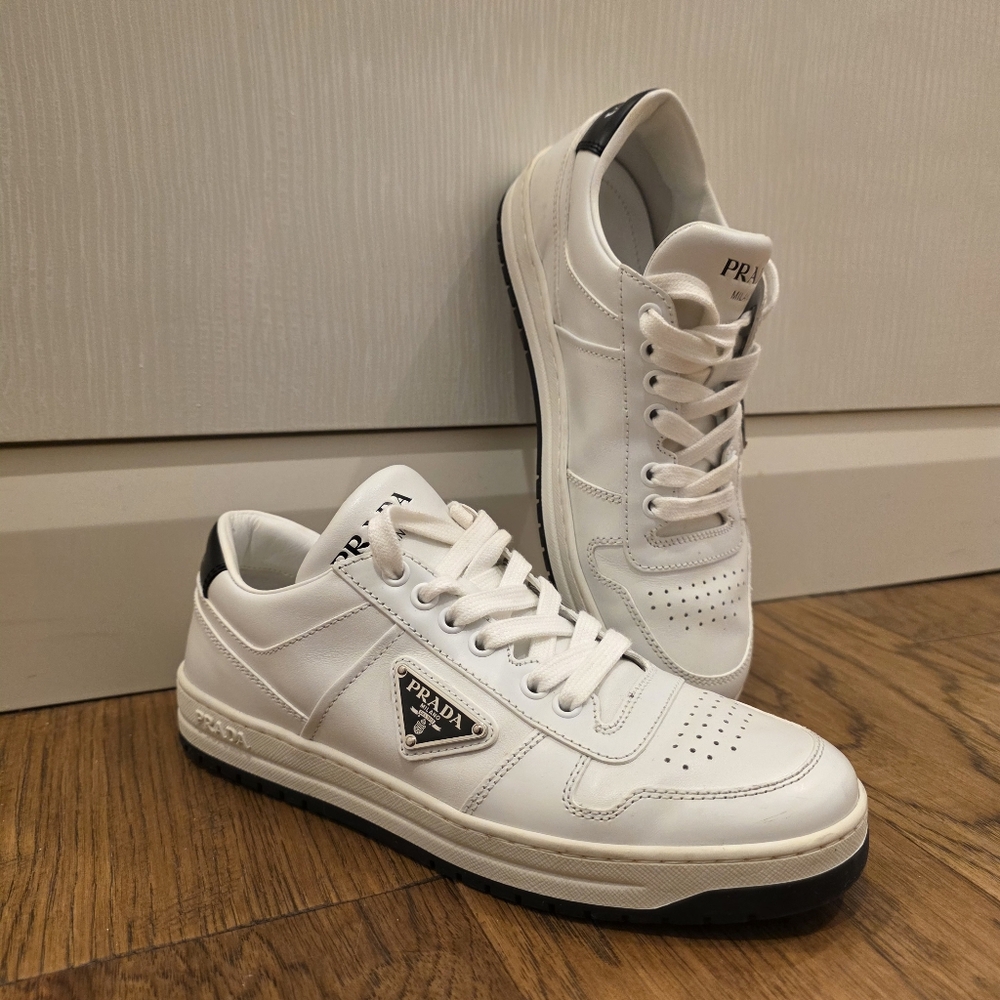 💯 Authentic Prada White and Black Leather Sneakers - Picture 4 of 15